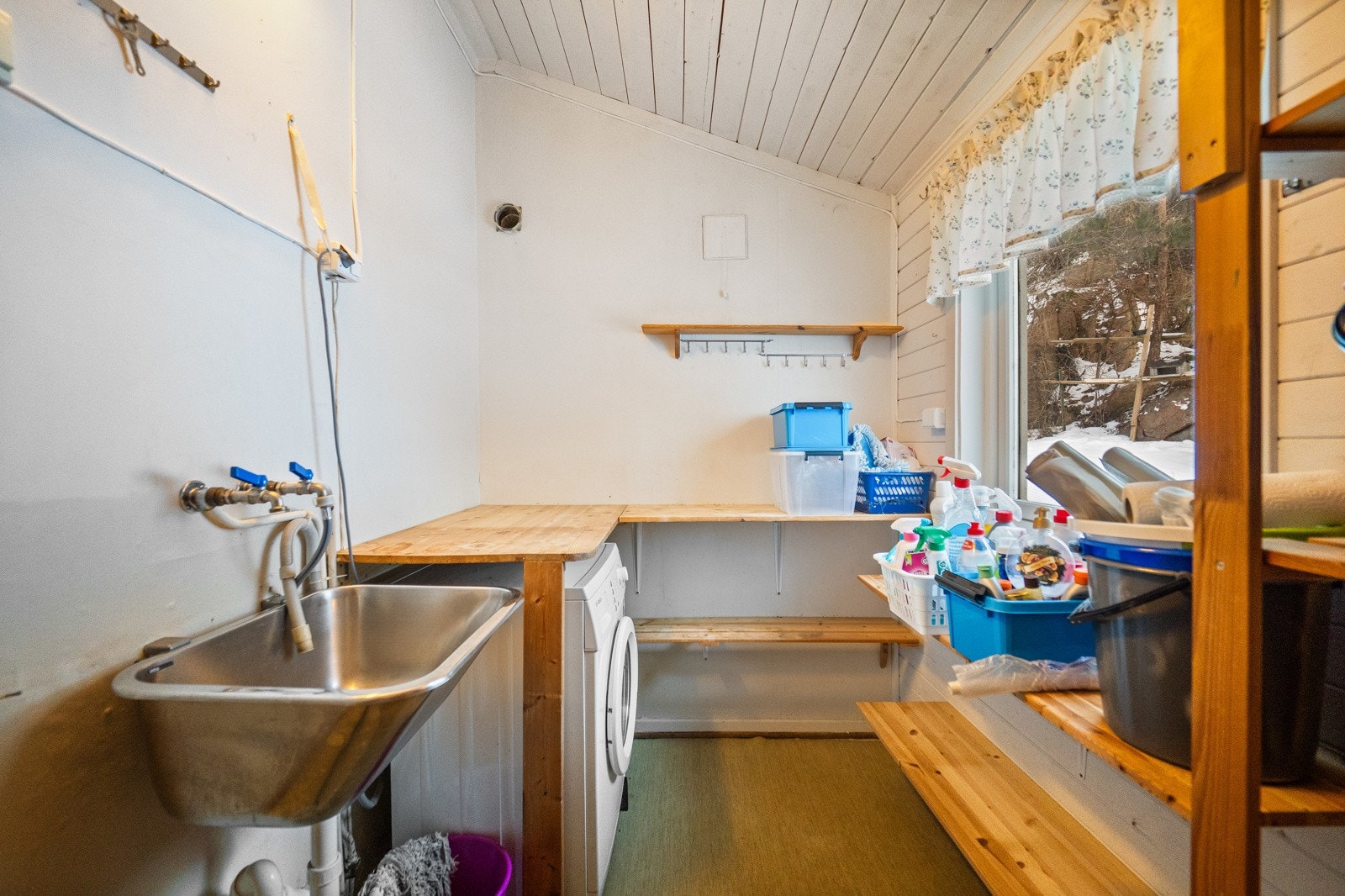 Bod/vaskerom. Galleribilde