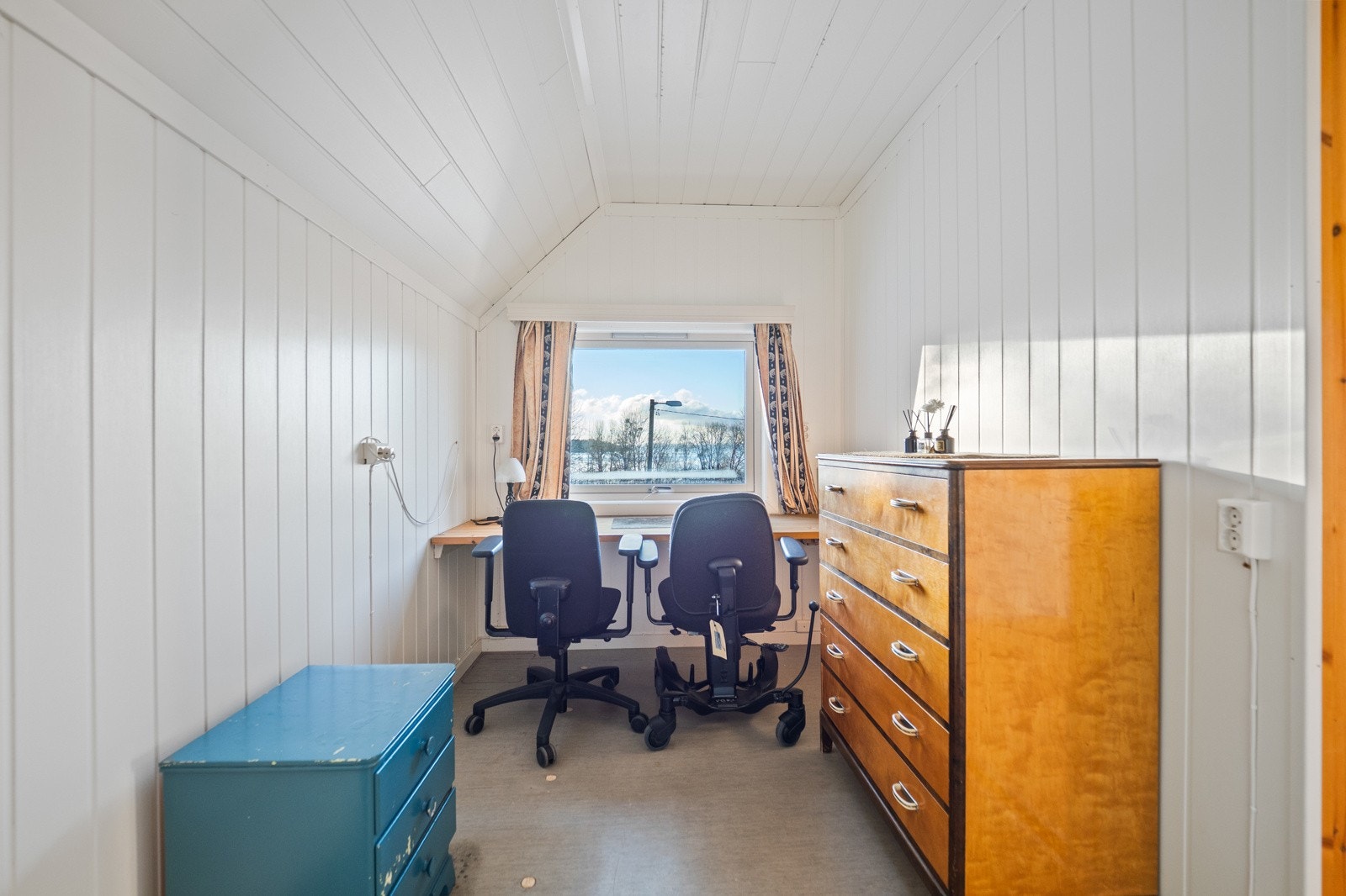 Lite kontor/soverom i forlengelse av stuen. Galleribilde