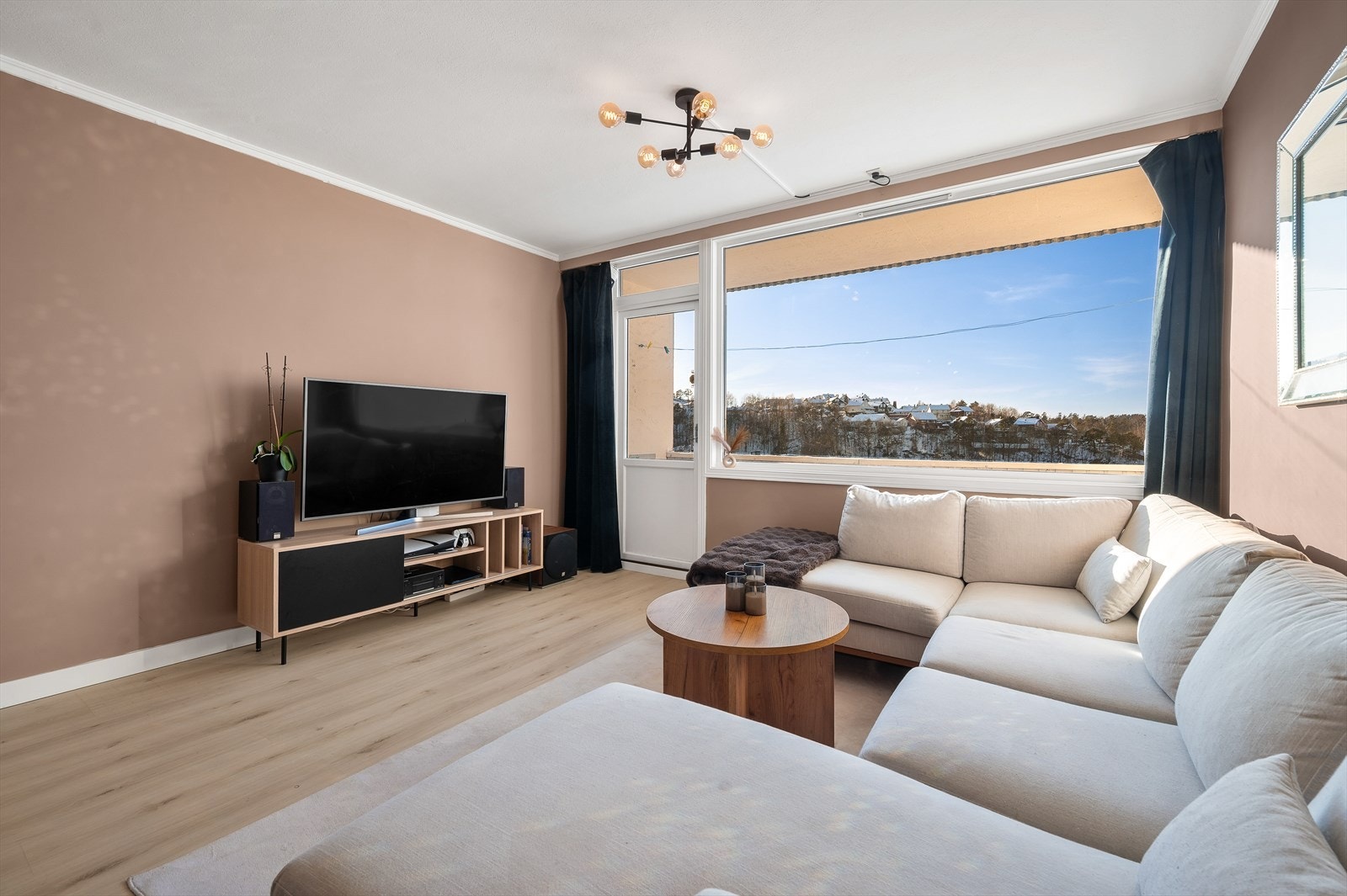 Moderne standard med behagelige fargevalg Galleribilde