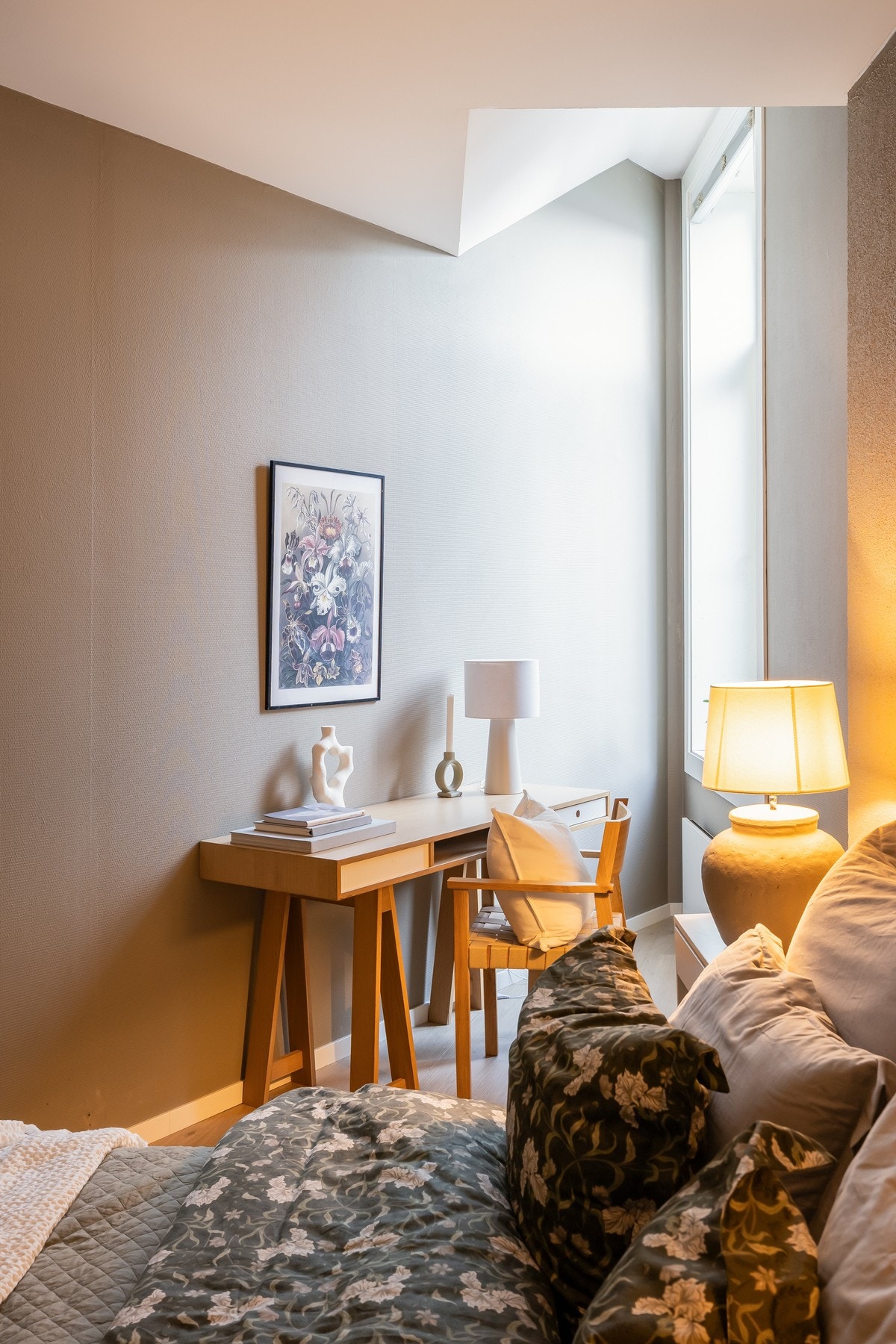 Rikelig med lysinnslipp her også, uten innsyn fra nabo. Galleribilde