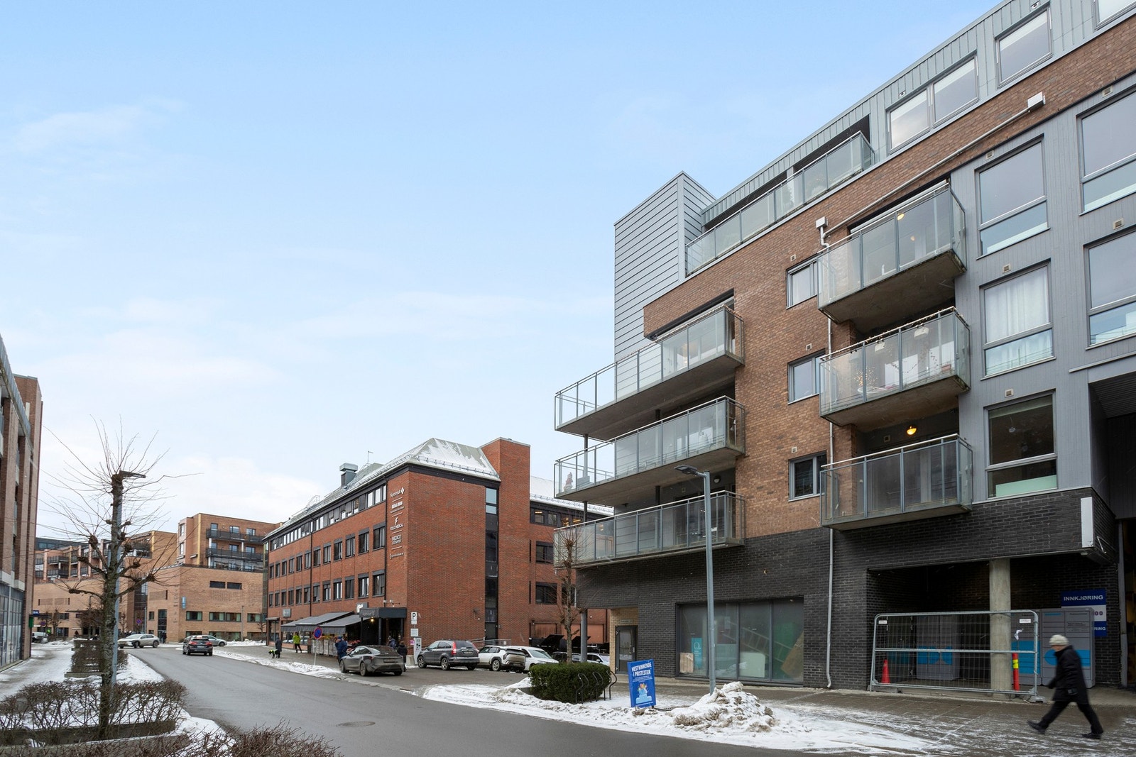 Fra boligen er det kort vei til alt Galleribilde