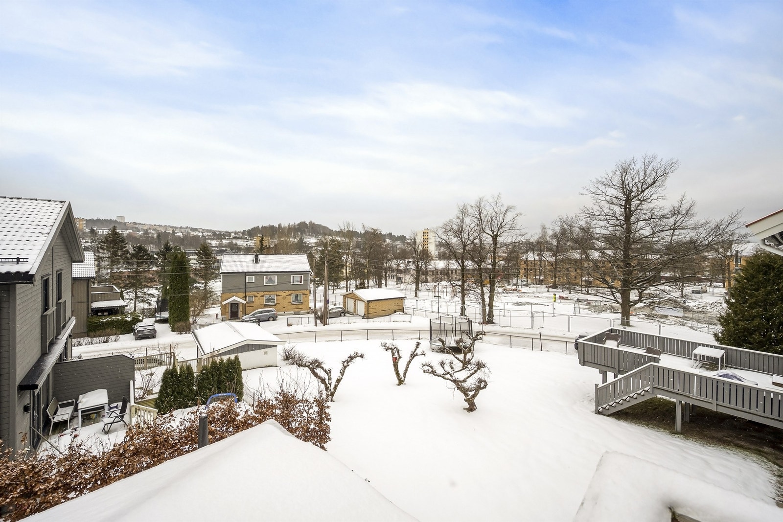 Fra balkongen har du fritt utsyn og ingen innsyn. Galleribilde