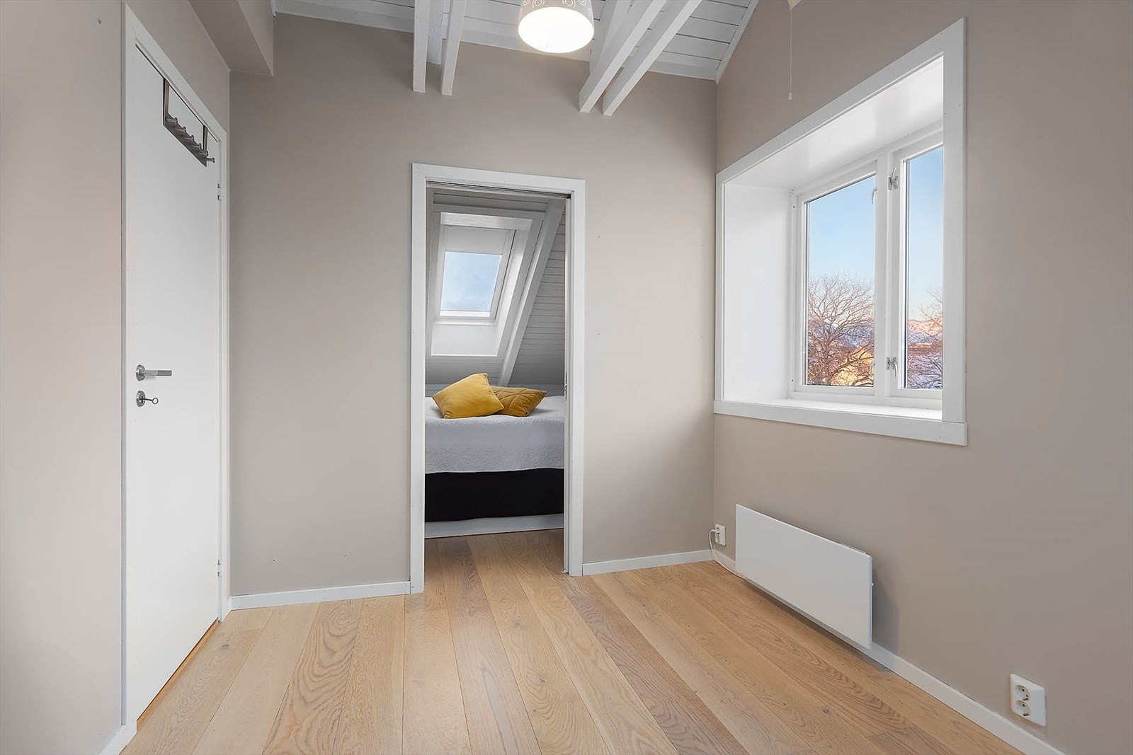 Soverommet har flere møbleringsmuligheter Galleribilde