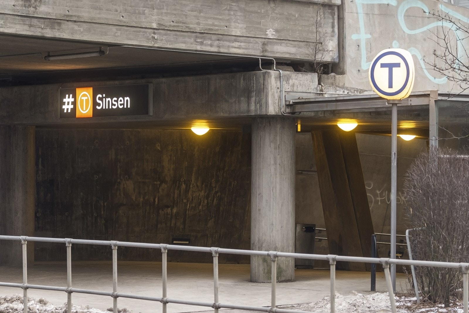 Sinsen T-banestasjon ligger i gangavstand og gir rask tilgang til sentrum. Galleribilde