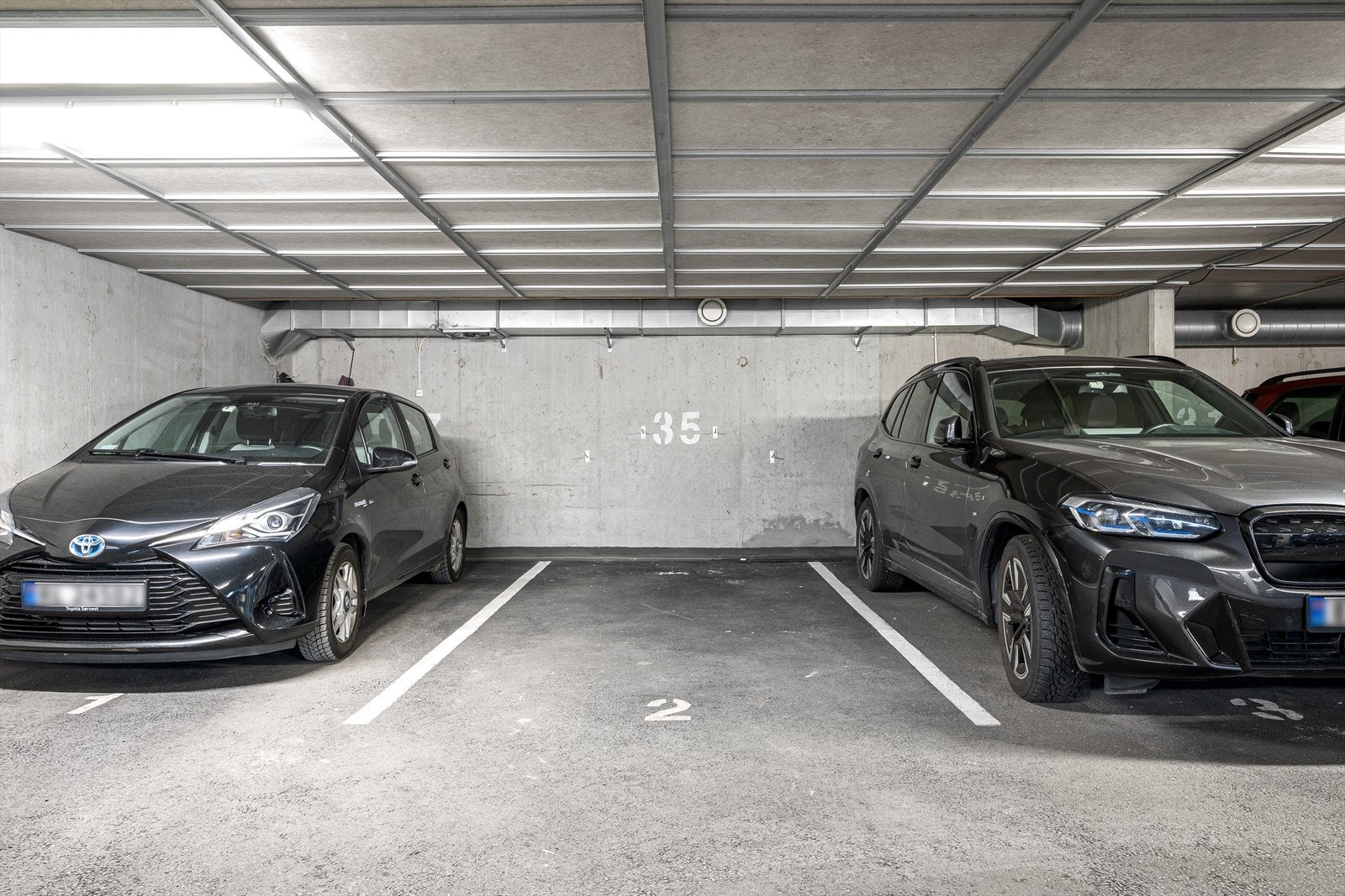 Garasjeplassen Galleribilde