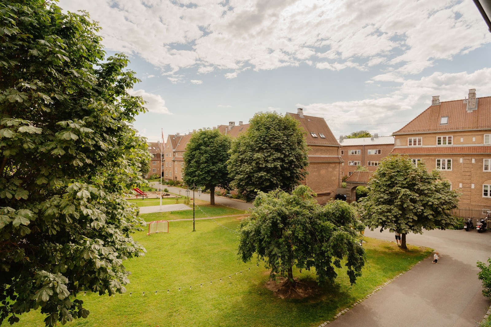 Nydelig utsyn fra vinduet. Galleribilde