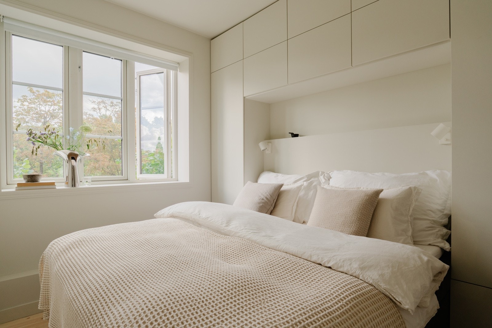 Hovedsoverommet har god plass til dobbeltseng. Galleribilde