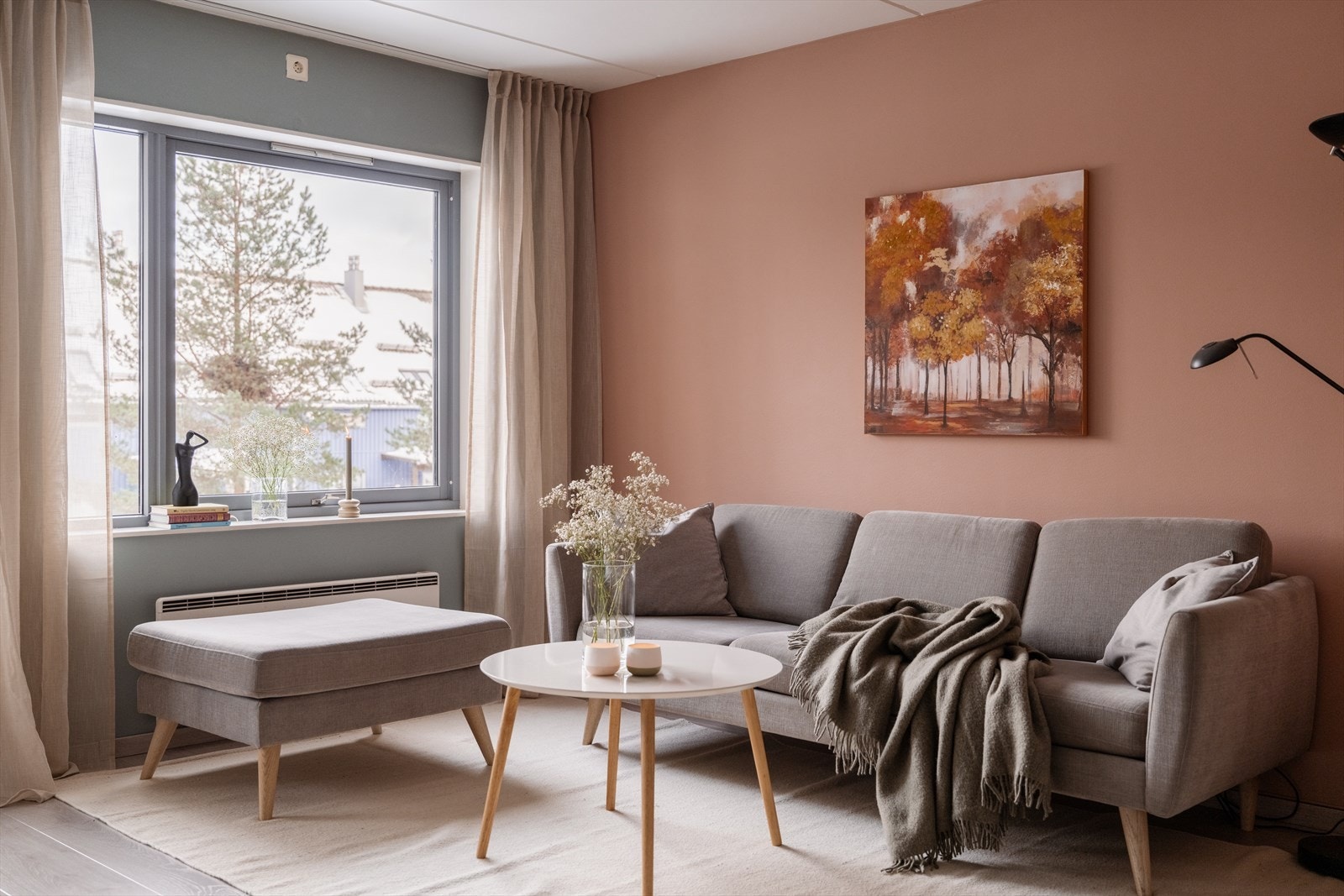 Velkommen til Korpåsen 123B, presentert av Alexander Fossum i Nordvik Asker. (Foto: Paul-Dan Dragoman) Galleribilde