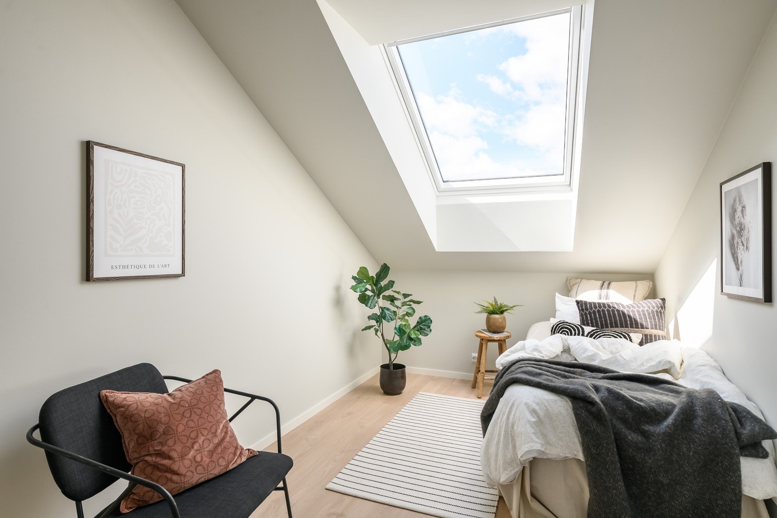 Her kan man enkelt innrede et hyggelig soverom eller kontor. Galleribilde