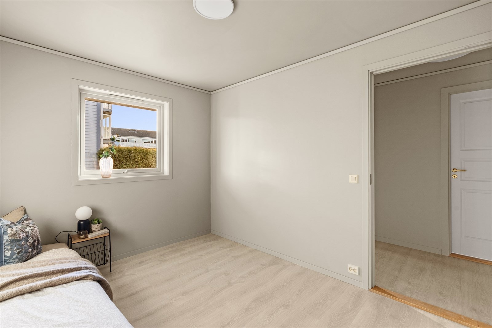 Det er 2 soverom i leiligheten - begge med god størrelse Galleribilde