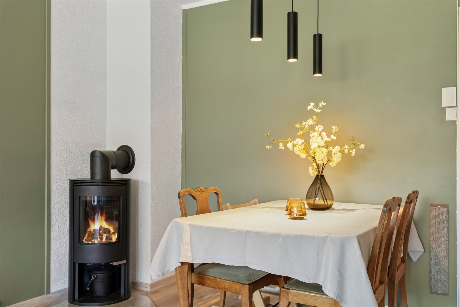 Her ligger forholdene til rette for å invitere venner og familie til hyggelige sammenkomster. Galleribilde