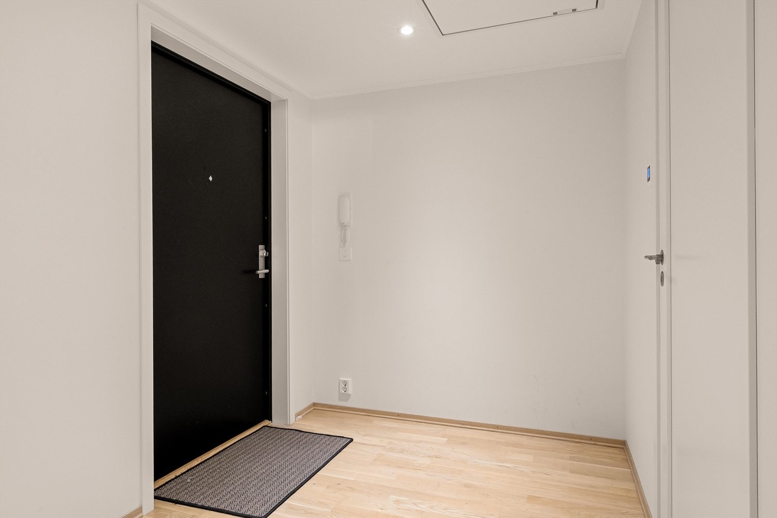 Innbydende entrè som gir en god velkomst. Galleribilde