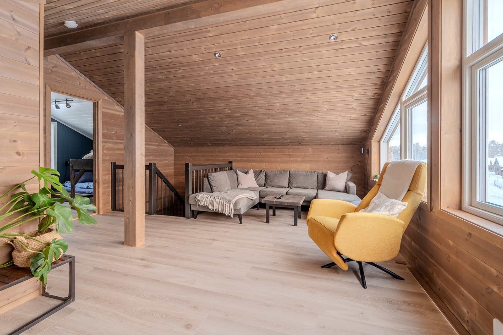 Fint for dem med ungdommer i hus Galleribilde