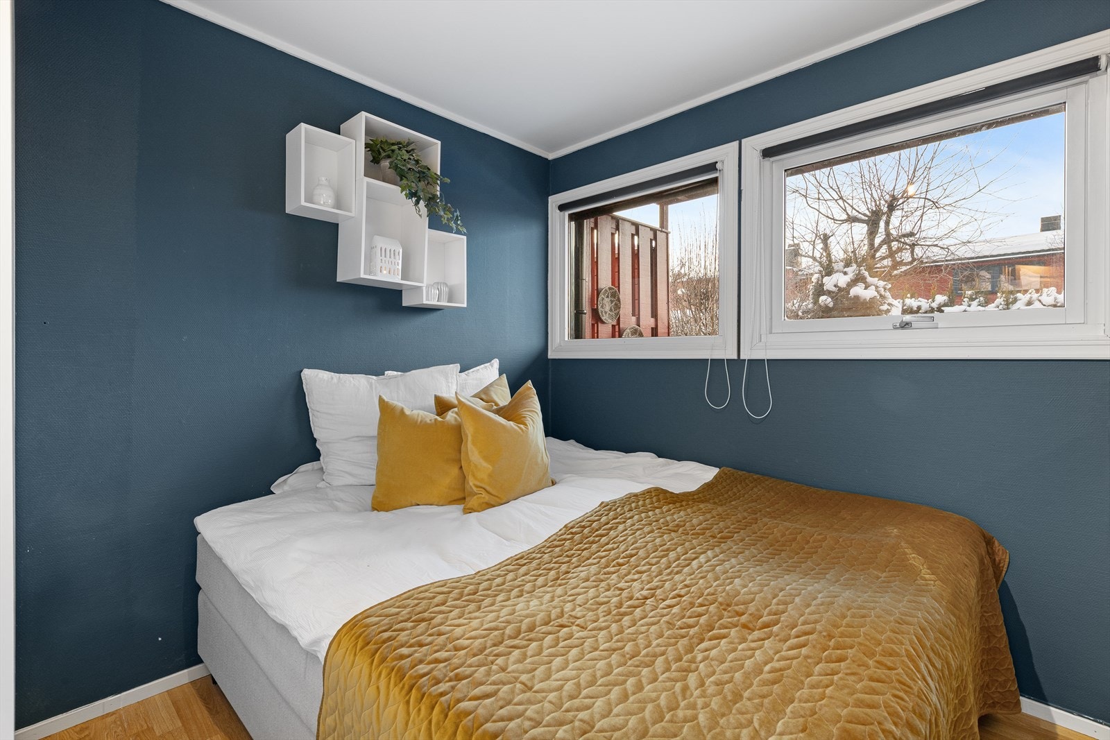 Leiligheten har et soverom. Galleribilde