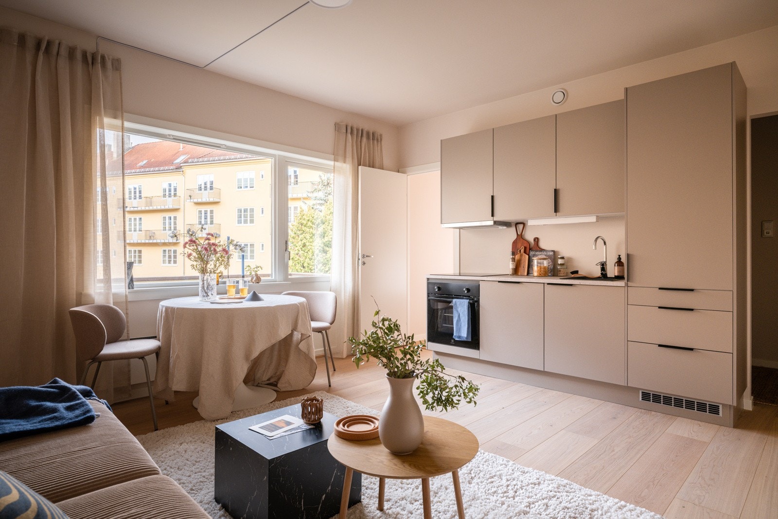 Leiligheten ble vesentlig pusset opp i 2025 - her kan du flytte rett inn! Galleribilde