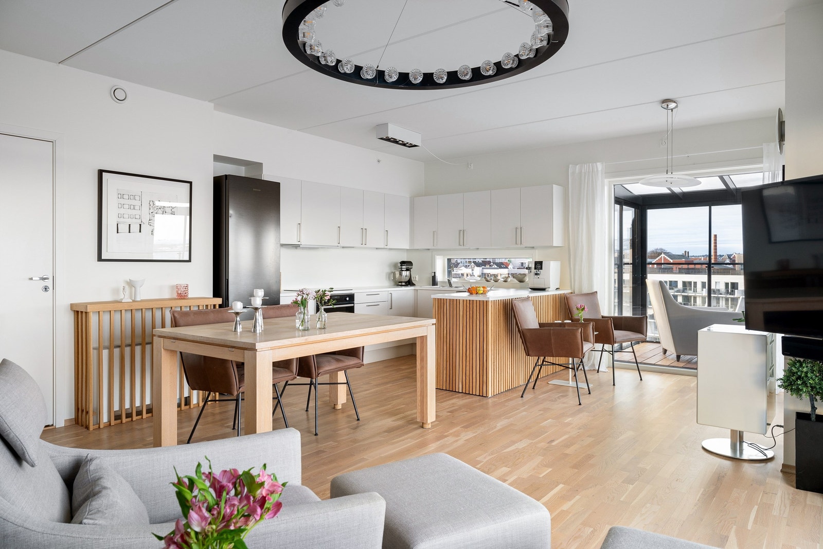 Stue/kjøkken. Galleribilde