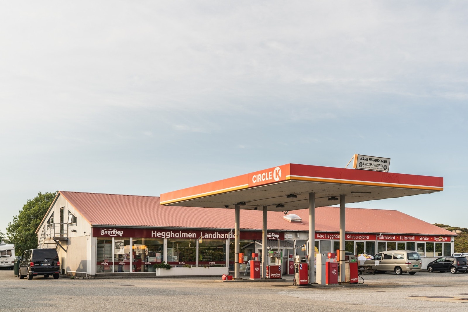 Like i nærheten finner man også Heggholmen Landhandel. Galleribilde