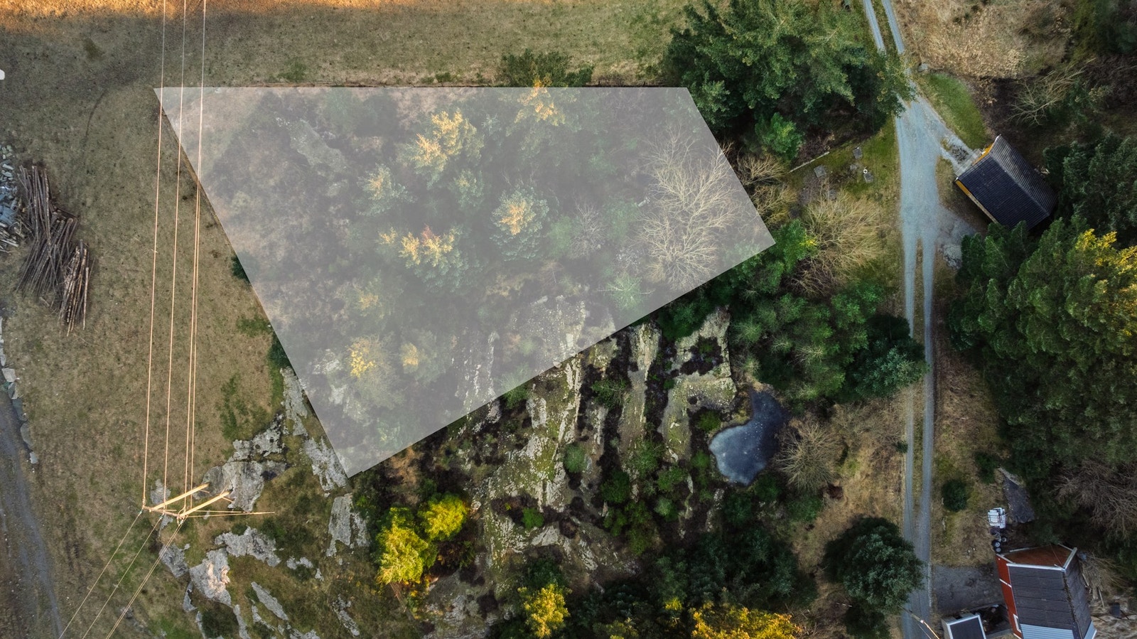 Tomt 251/117 måler 973,2 m². Galleribilde