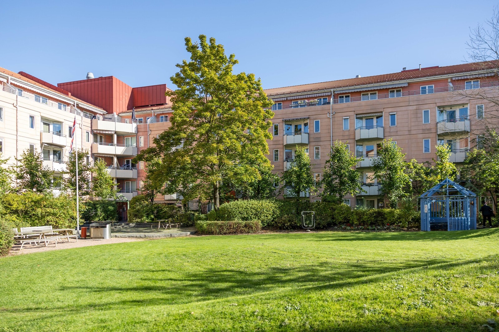 Sameiet har en nydelig og stille bakgård. Galleribilde