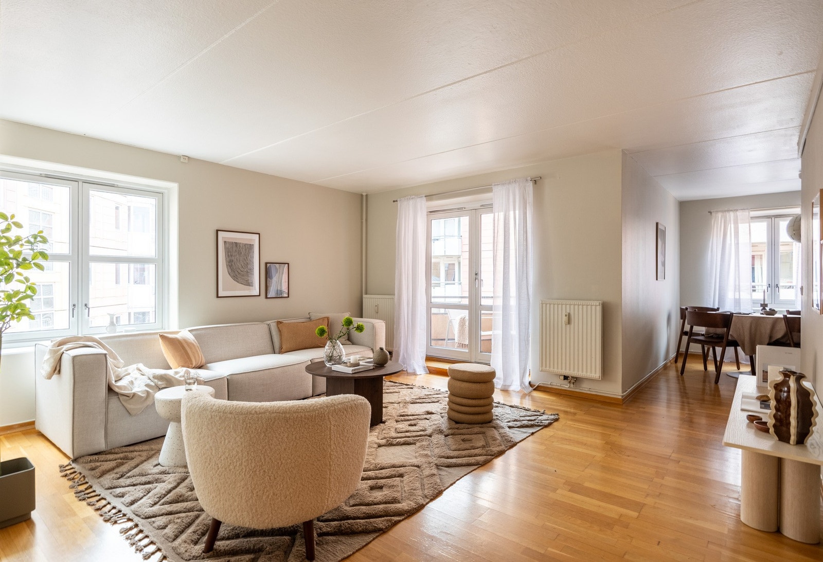 Smalgangen 29 presenteres av Mekleriet ved Helene Antone Norstrøm. Galleribilde