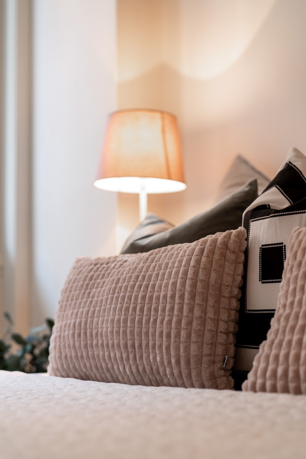 Soverom. Leiligheten leies ut umøblert. Galleribilde