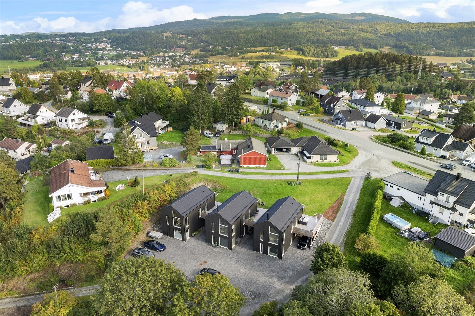 Eiendommen ligger i et attraktivt, rolig og barnevennlig område. Galleribilde