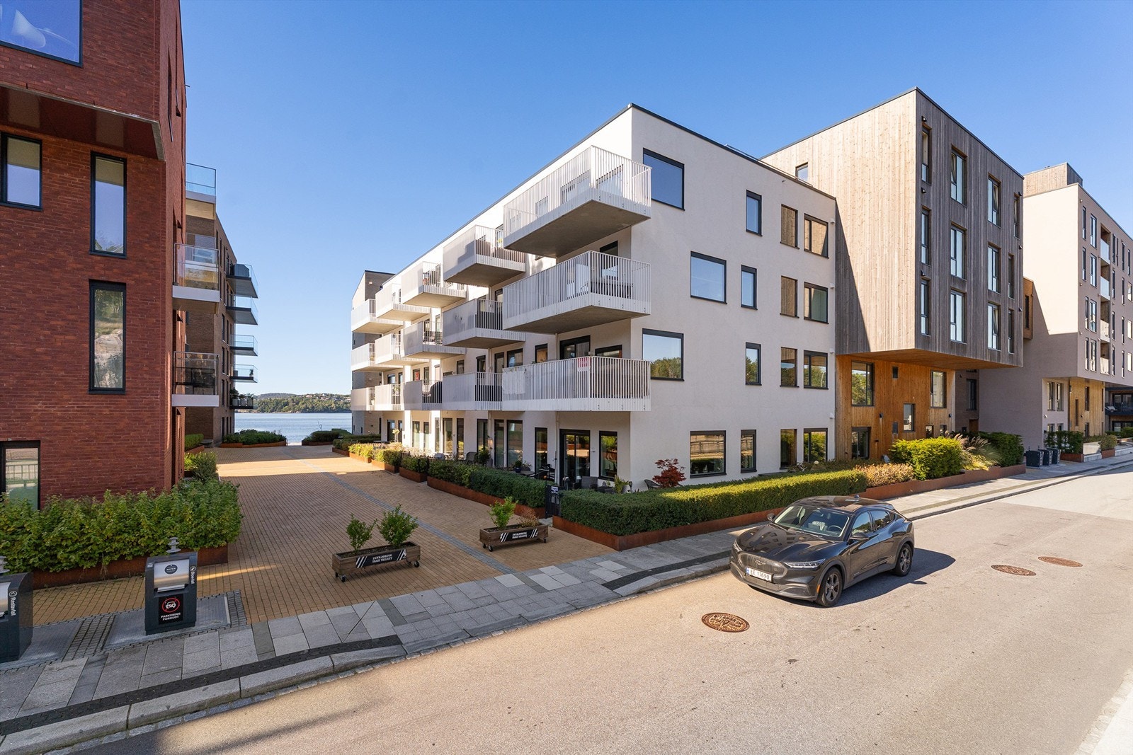 Attraktiv beliggenhet med nærhet til sjø og turmuligheter. Galleribilde