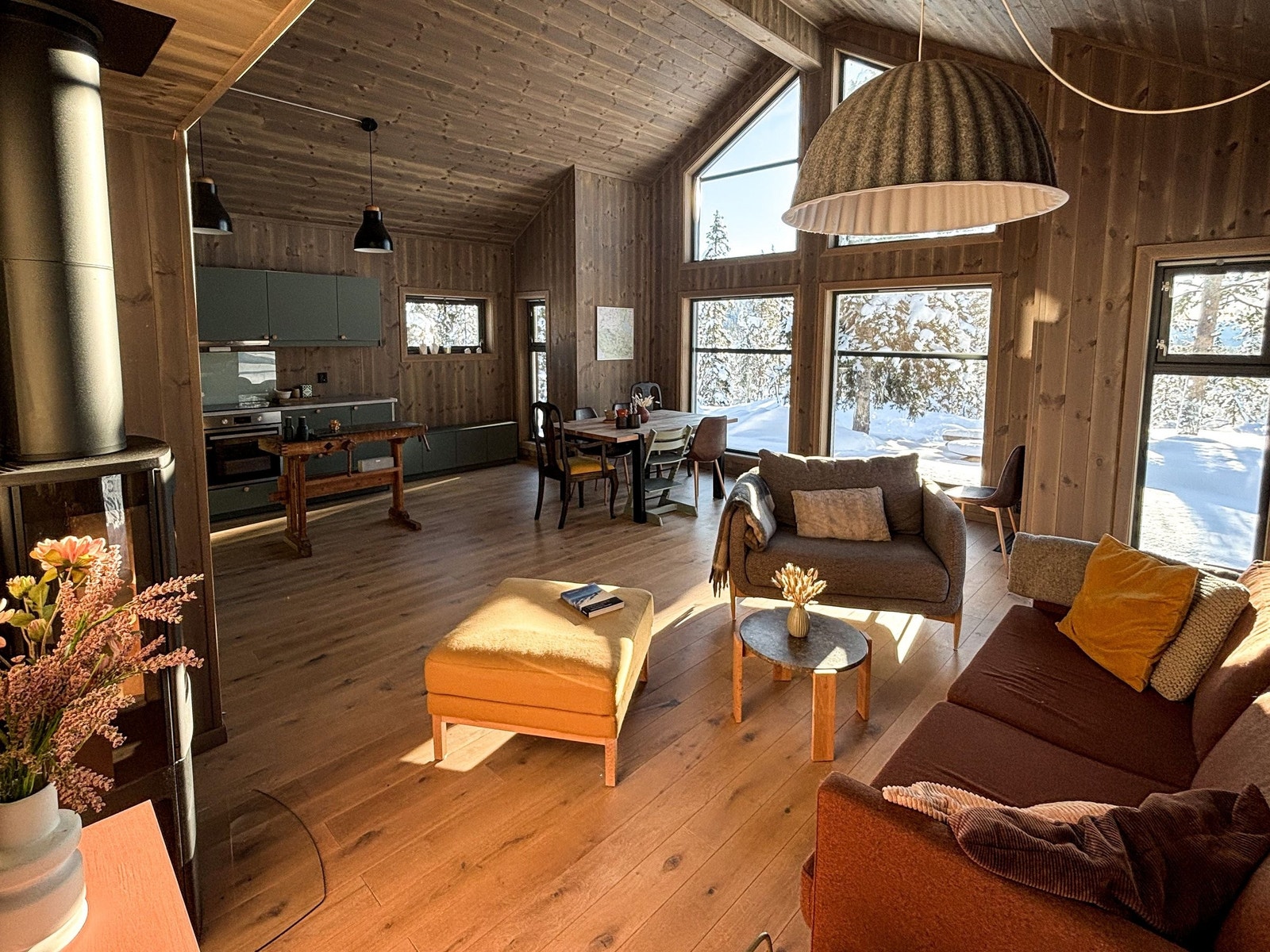 Oppholdssonen. Galleribilde