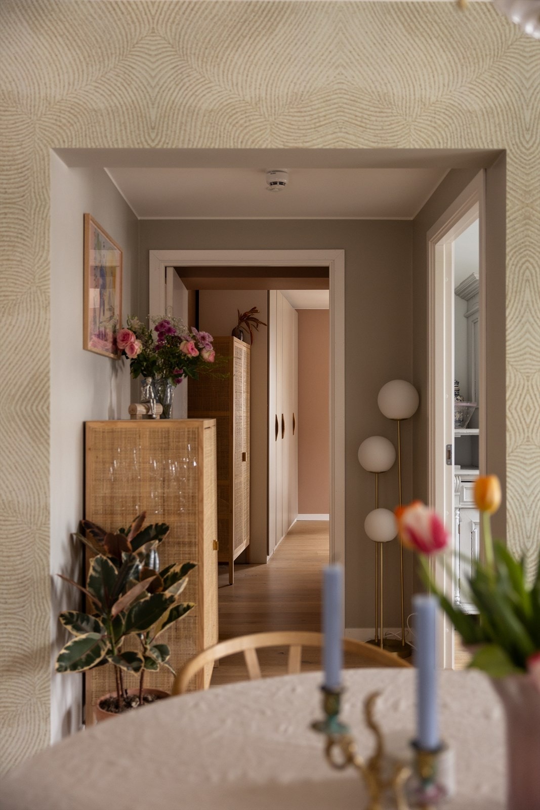 I den andre enden av leiligheten finner du hovedsoverommet. Galleribilde