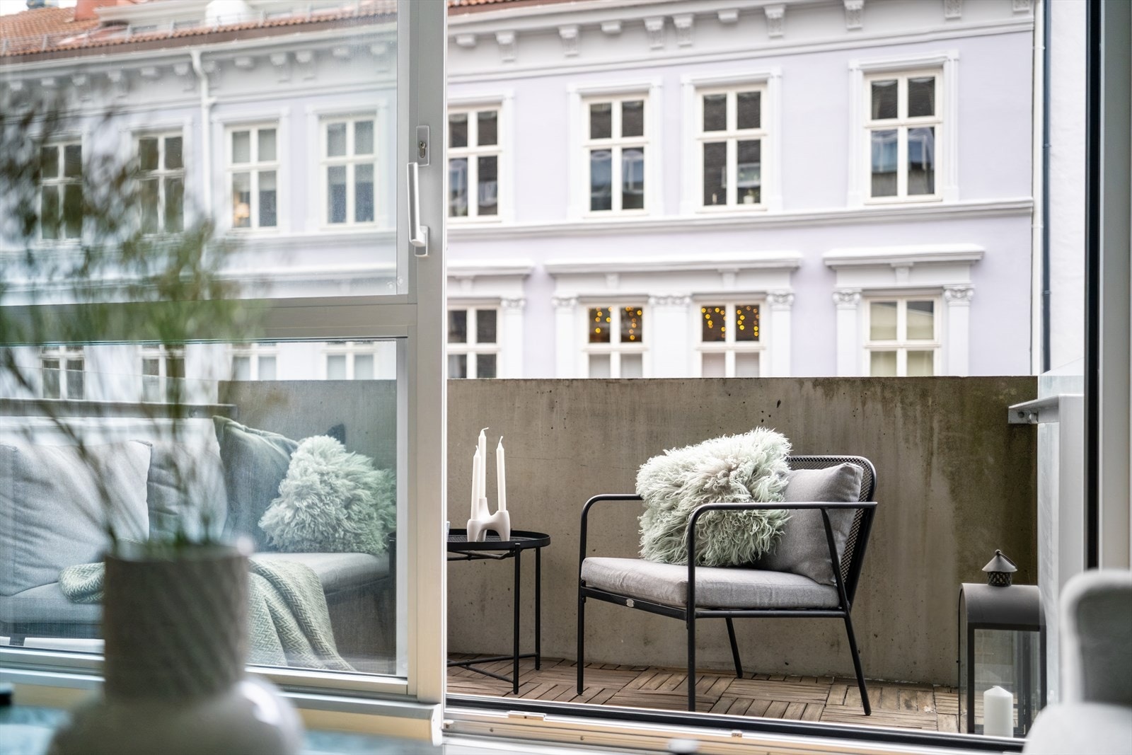 Vestvendt balkong på ca. 4 kvm. Galleribilde