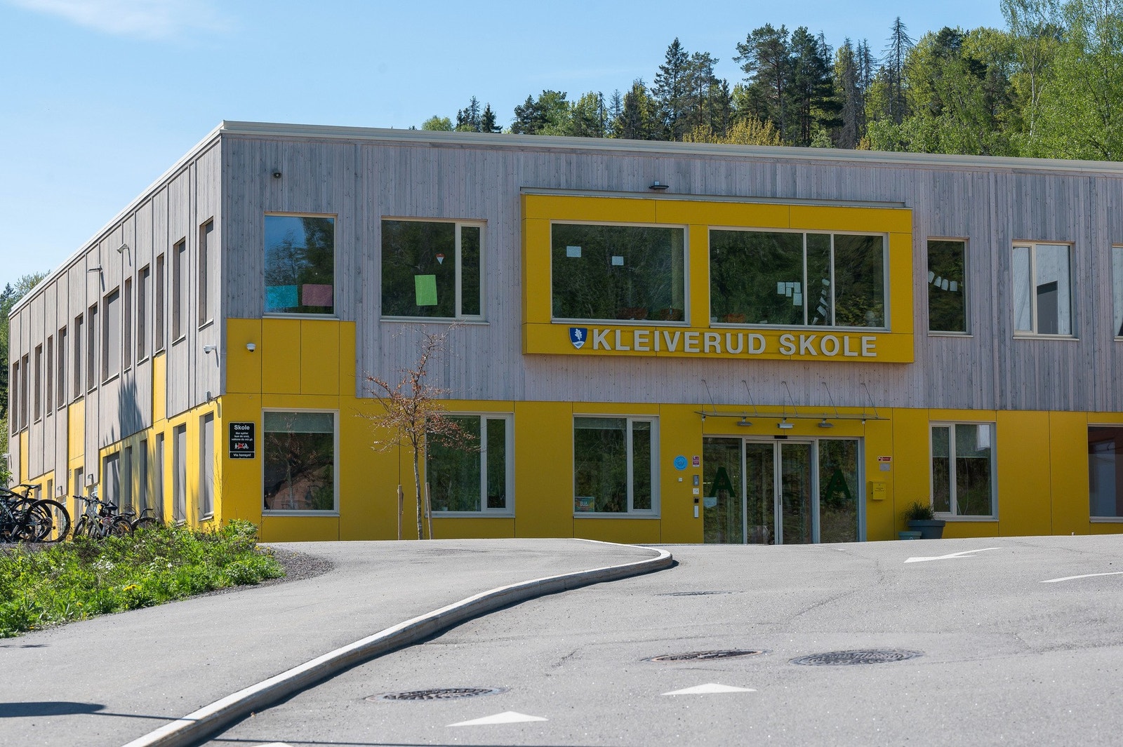Kleiverud skole er ny og moderne og ligger rett i nærheten Galleribilde