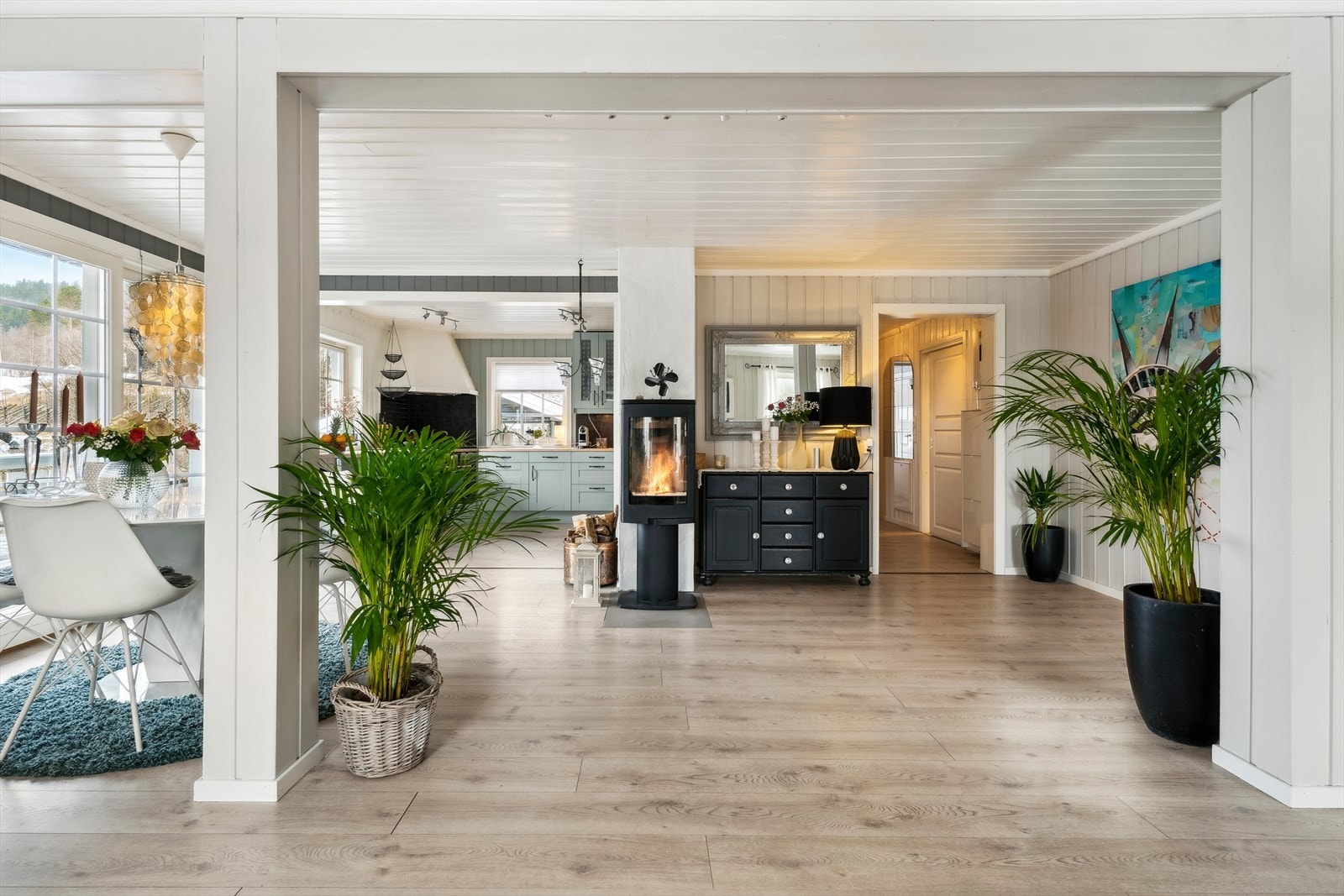 Stue og kjøkken Galleribilde