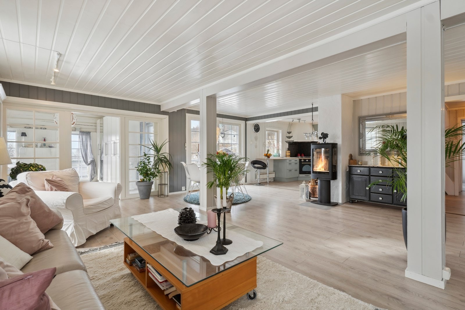 Stue og kjøkken Galleribilde