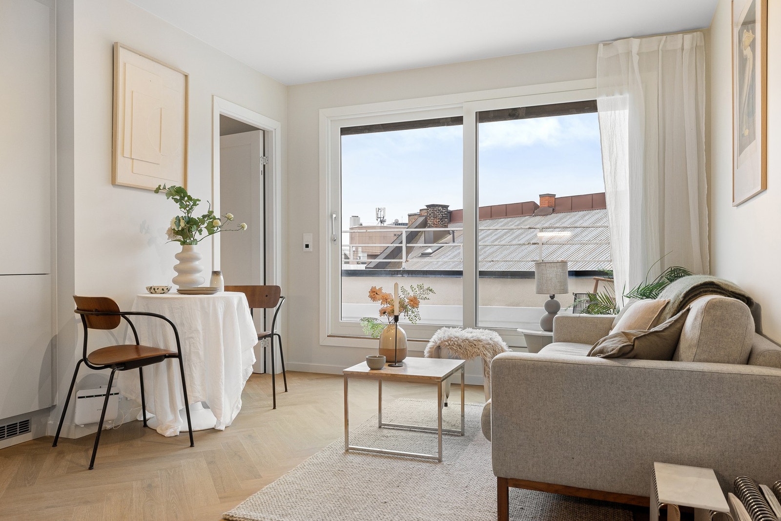 Hele leiligheten er totaloppusset i 2025. Galleribilde