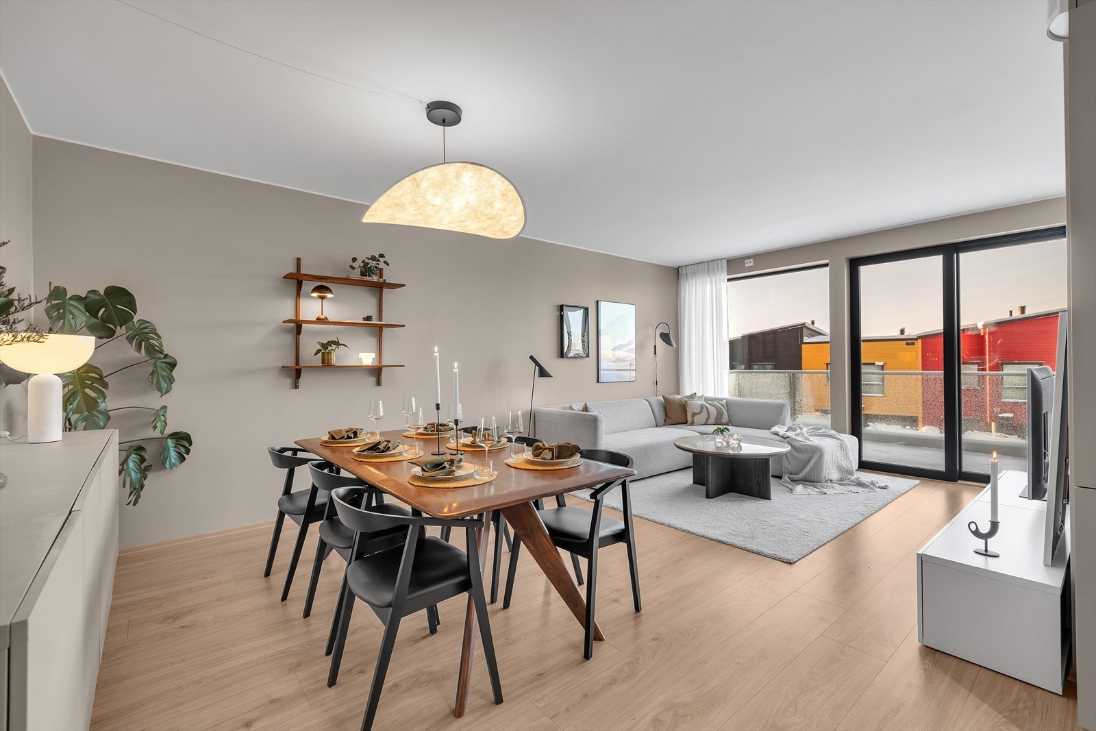 Velkommen til Elveslettvegen 84 presentert av Marie Traasdahl Hansen v/ Hjem Eiendomsmegling Galleribilde