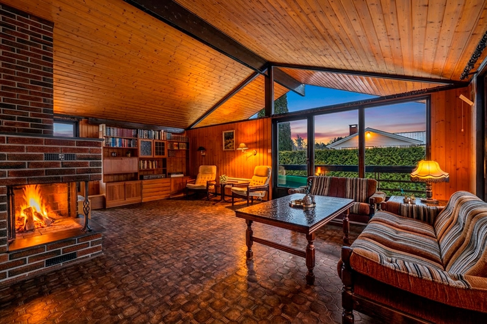 Arkitekttegnet enebolig med særpreg og god atmosfære Galleribilde