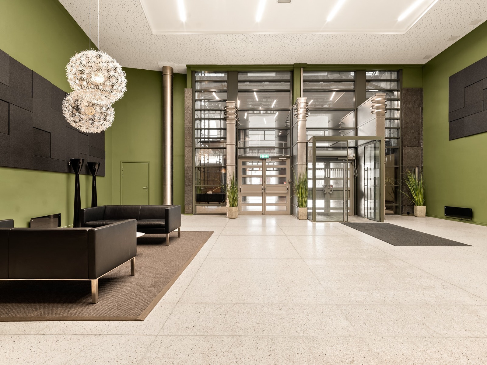 Inngangsparti Galleribilde