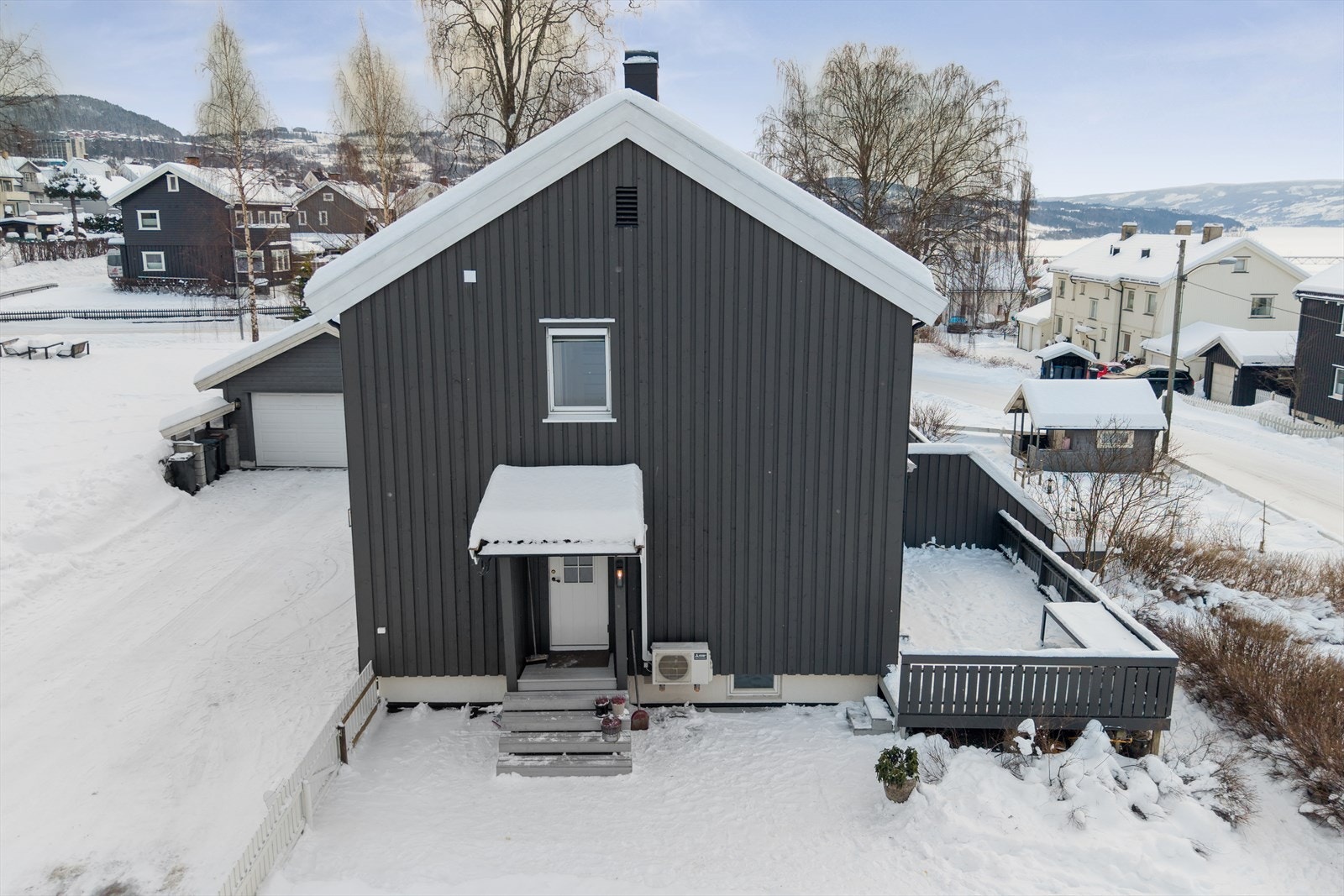 Halvpart av tomannsbolig i Skjellerud borettslag. Galleribilde