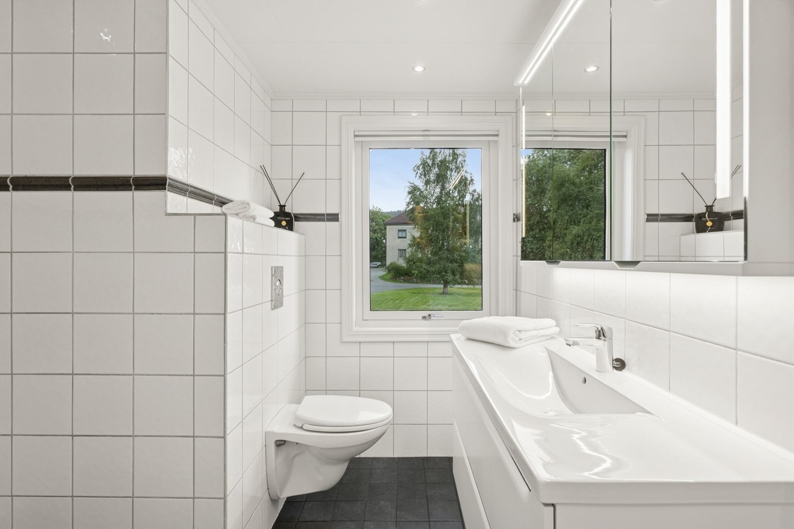 Flislagt bad/wc i 2. etasje med elektriske varmekabler. Galleribilde