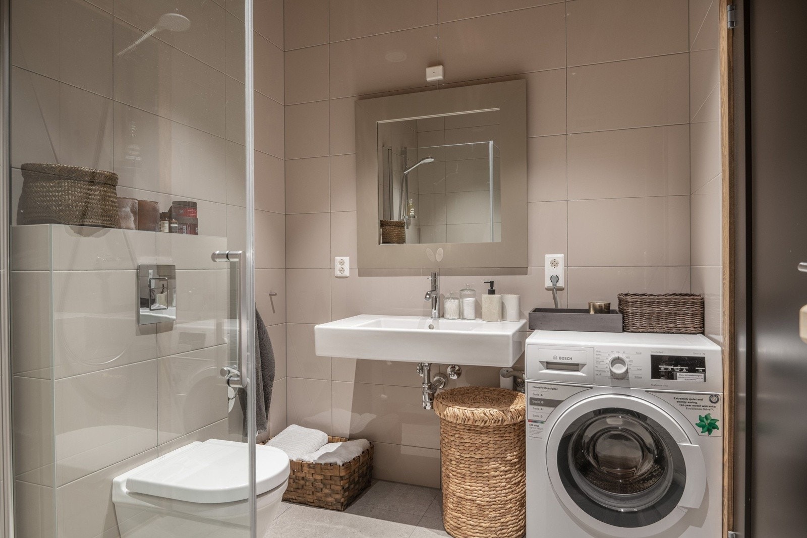 Det er opplegg for vaskemaskin. Galleribilde