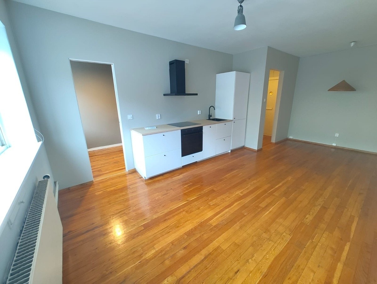 God plass til spisebord Galleribilde