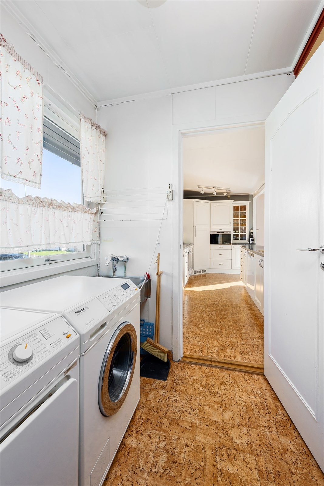 Praktisk vaskerom. Galleribilde