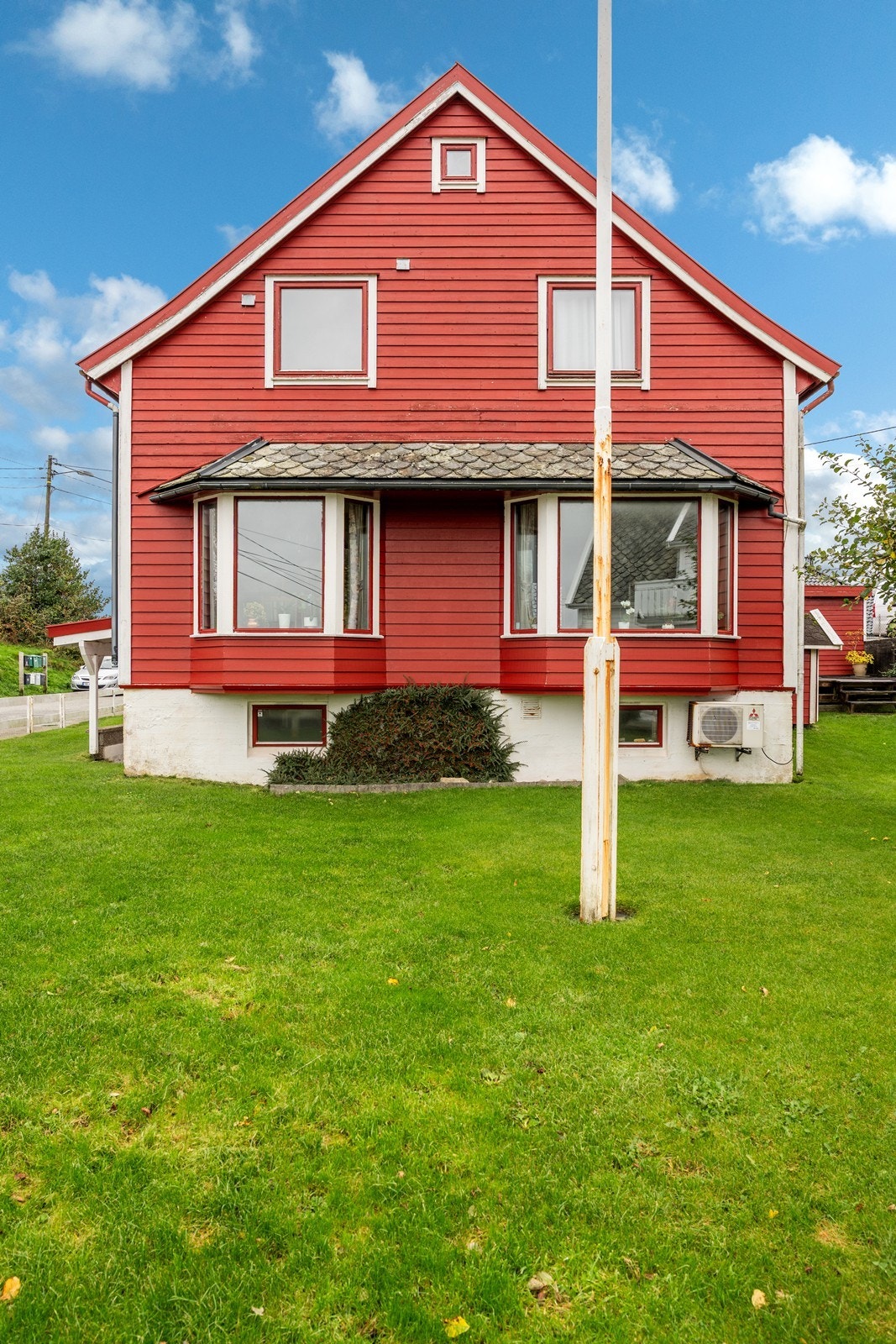 Fasade mot vest Galleribilde