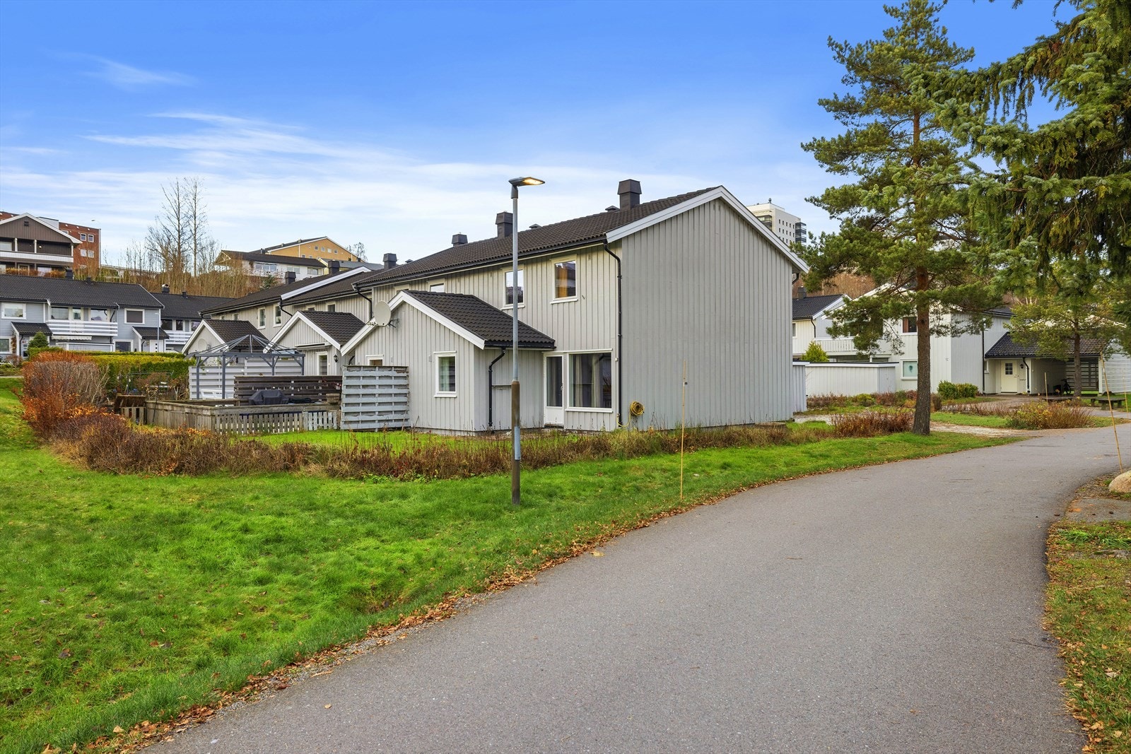 Nordvik Tønsberg ved Jørgen Nyhus ønsker velkommen til Slagenveien 76A! Foto: Fotograf A7 Media AS. Galleribilde