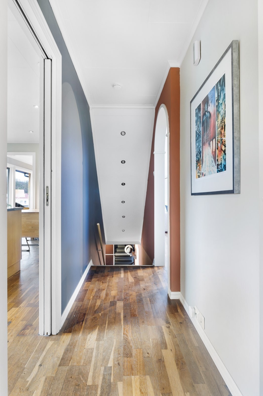 Trapp opp til hovedetasje Galleribilde