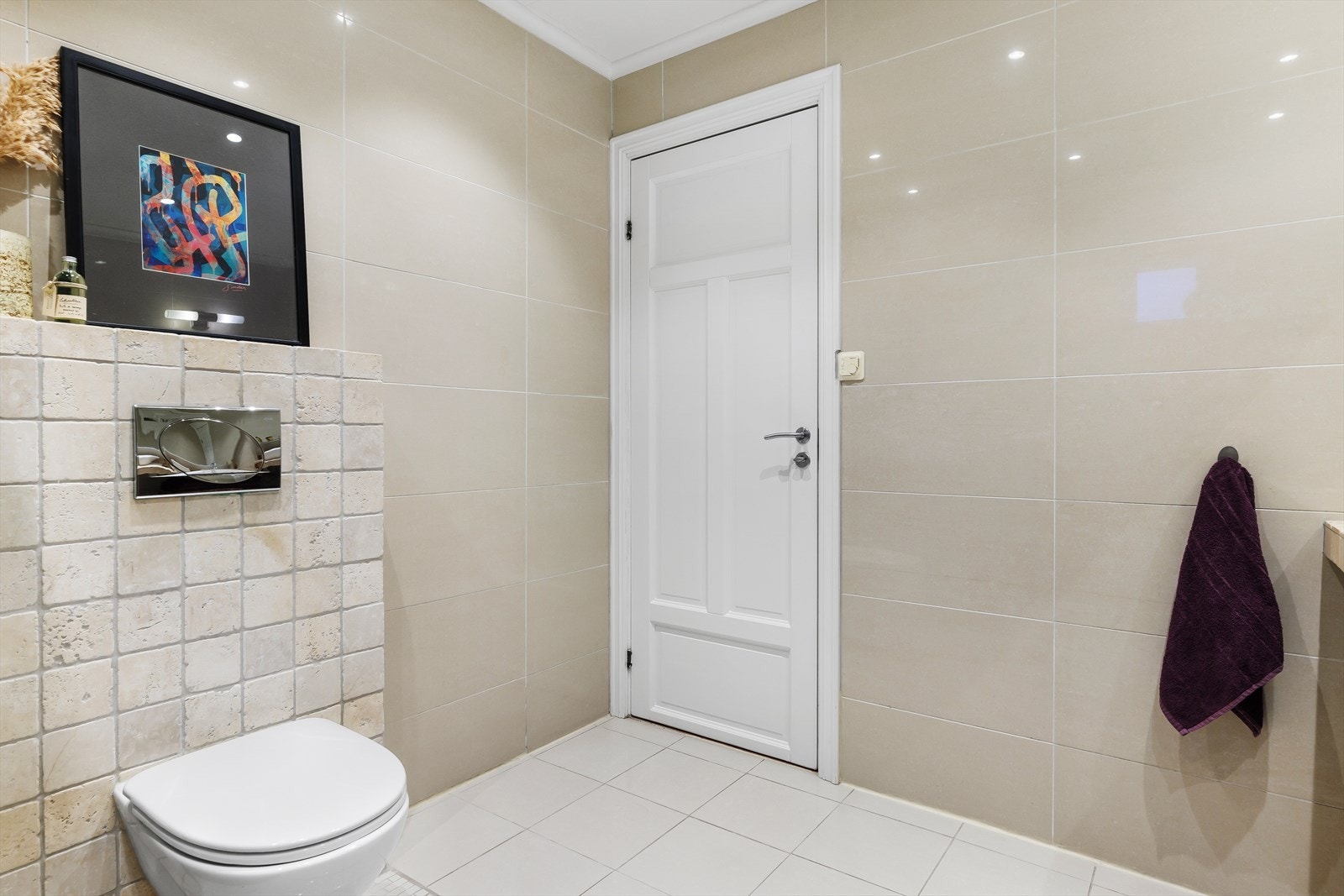 Bad hovedetasje Galleribilde