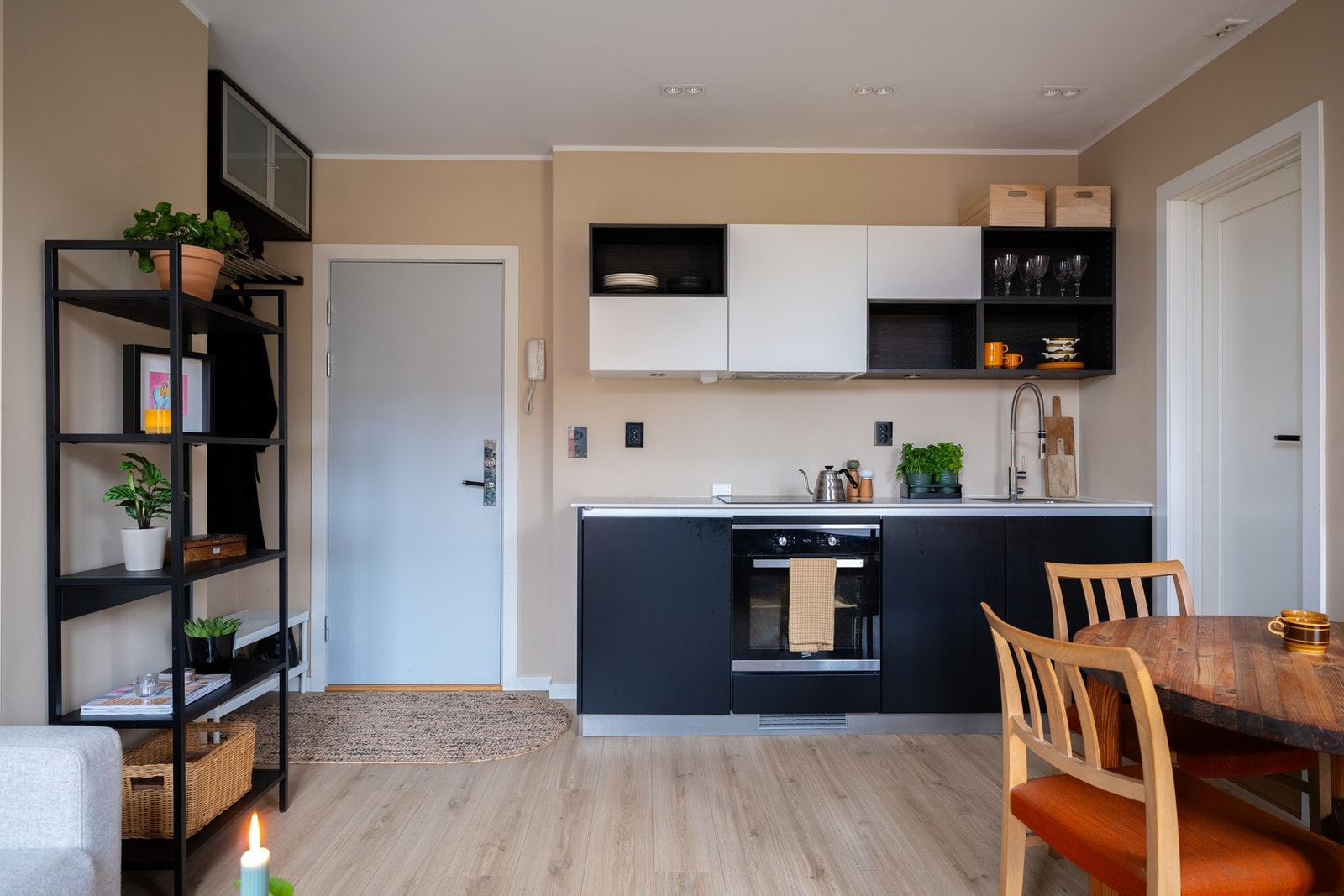 Kjøkkeninnredningen er fra Kvik og ble montert i 2015. Galleribilde