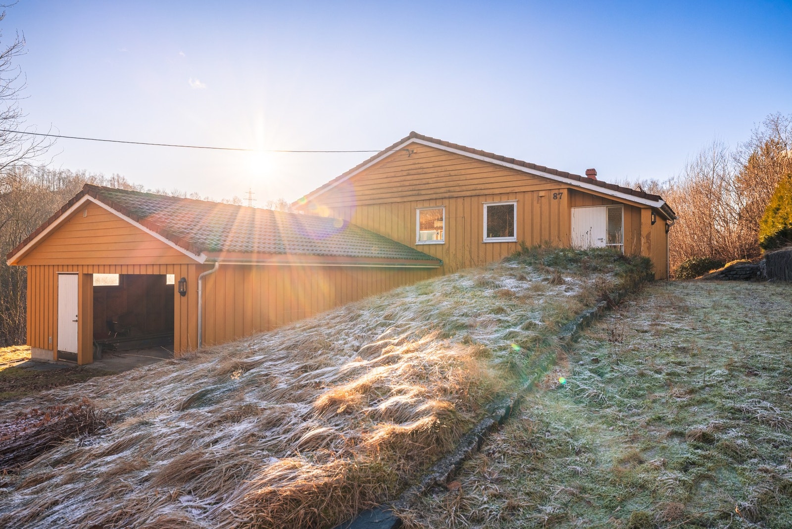 Stor garasje på ca. 54 kvm Galleribilde