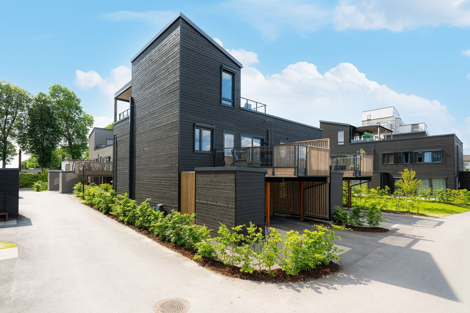 Med energiklasse A leverer boligen fremragende energieffektivitet som gjør den kvalifisert for miljølån og grønt lån - en fremtidsrettet investering både for miljøet og økonomien. Galleribilde