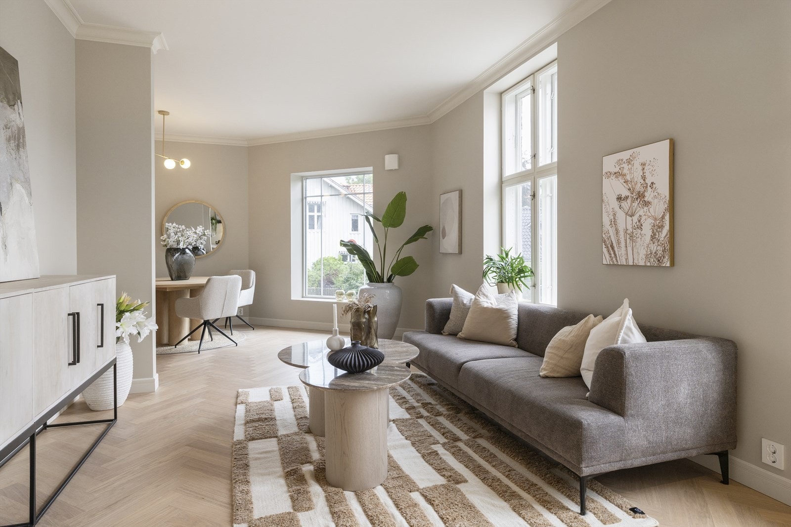 En smakfull og nyoppusset (2025) leilighet med særpreg. Galleribilde